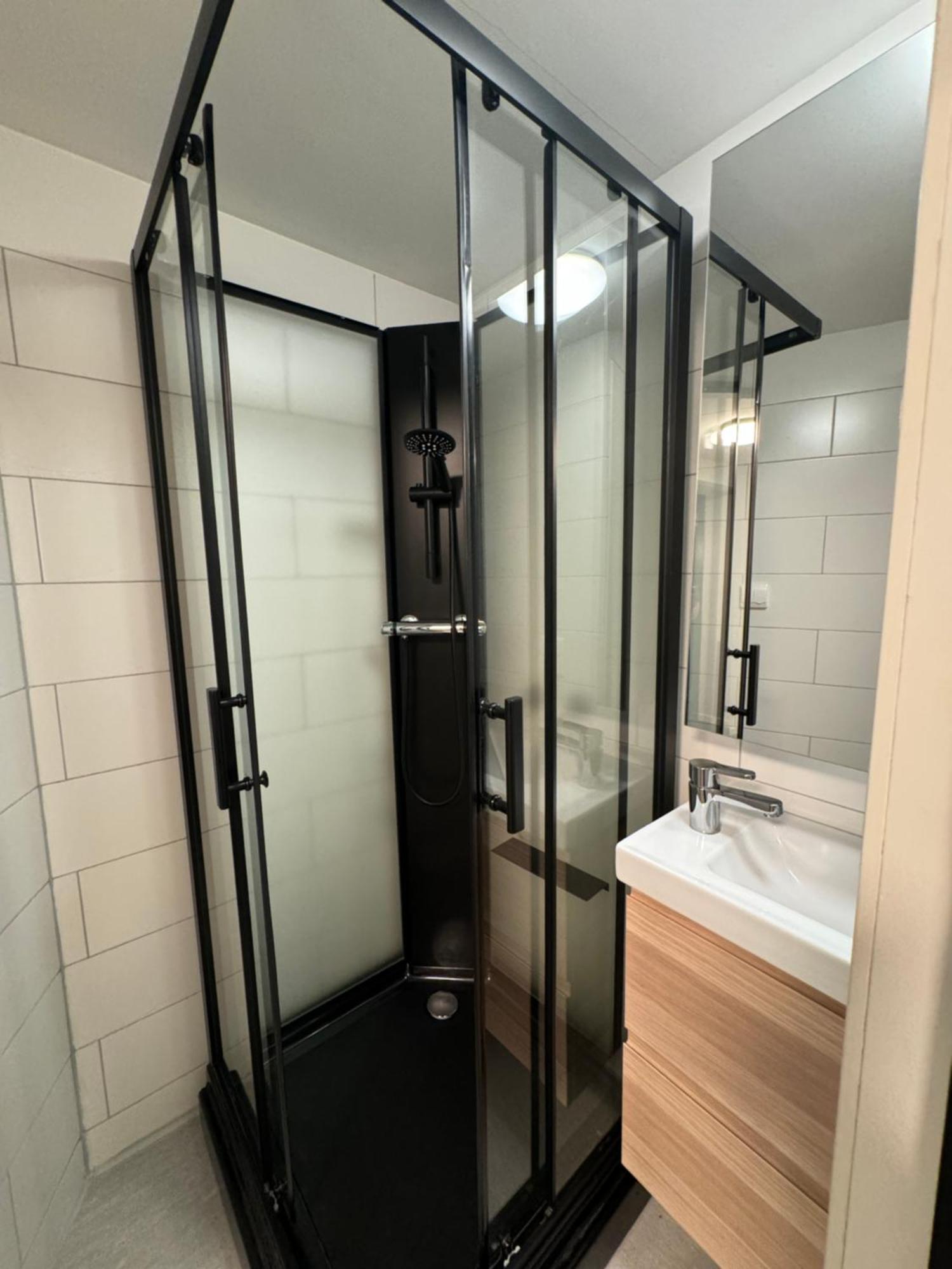 Aurora Polaris Apartment - 750M From Citycenter - Free Parking Tromso Ngoại thất bức ảnh